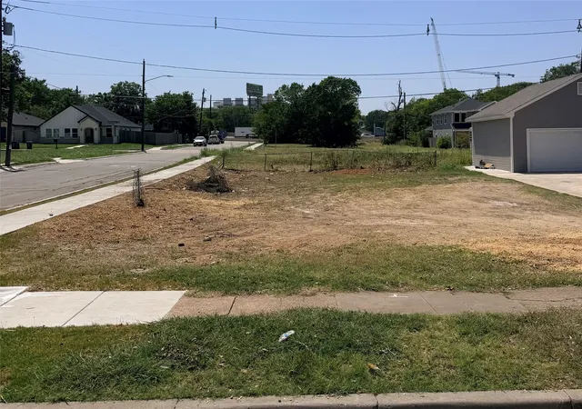 Photo 1 of Land for sale at 1432 Evans Ave, Fort Worth, TX 76104 | MLS# 21308106 | Listing updated on 2026-07-28