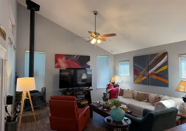 Photo 4 of Single family home for sale at 13994 Park Harbor Dr, Eustace, TX 75124 | MLS# 21308149 | Listing updated on 2026-08-22