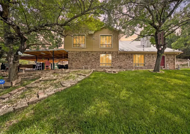 Homes for sale in Clifton, TX | 291 Cr 4275, Clifton, TX 76634 | MLS# 21308122