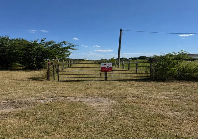 Homes for sale in Valley View, TX | Tbd Krahl Rd, Valley View, TX 76272 | MLS# 21307754
