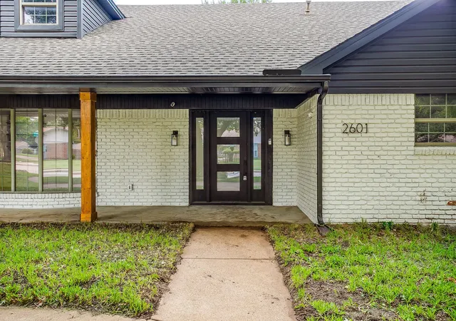 Photo 2 of Single family home for sale at 2601 Briarwood Dr, Plano, TX 75074 | MLS# 21307402 | Listing updated on 2026-08-30