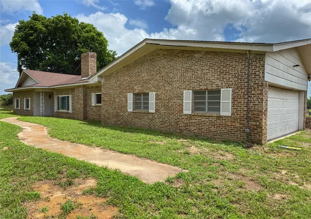 Photo 2 of Single family home for sale at 6555 Tx 154, Sulphur Springs, TX 75482 | MLS# 21298820 | Listing updated on 2026-07-21
