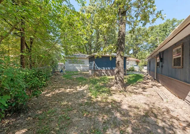 Homes for sale in Gun Barrel City, TX | 111 Dogwood Trl, Gun Barrel City, TX 75156 | MLS# 21308234