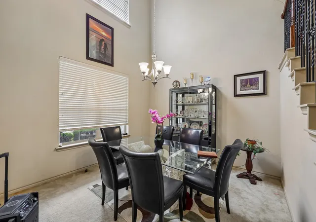 Photo 4 of Single family home for sale at 5220 Prestwick Dr, Arlington, TX 76001 | MLS# 21296622 | Listing updated on 2026-08-27