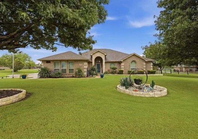 Homes for sale in Haslet, TX | 2732 Rawhide Ct, Haslet, TX 76052 | MLS# 21303264