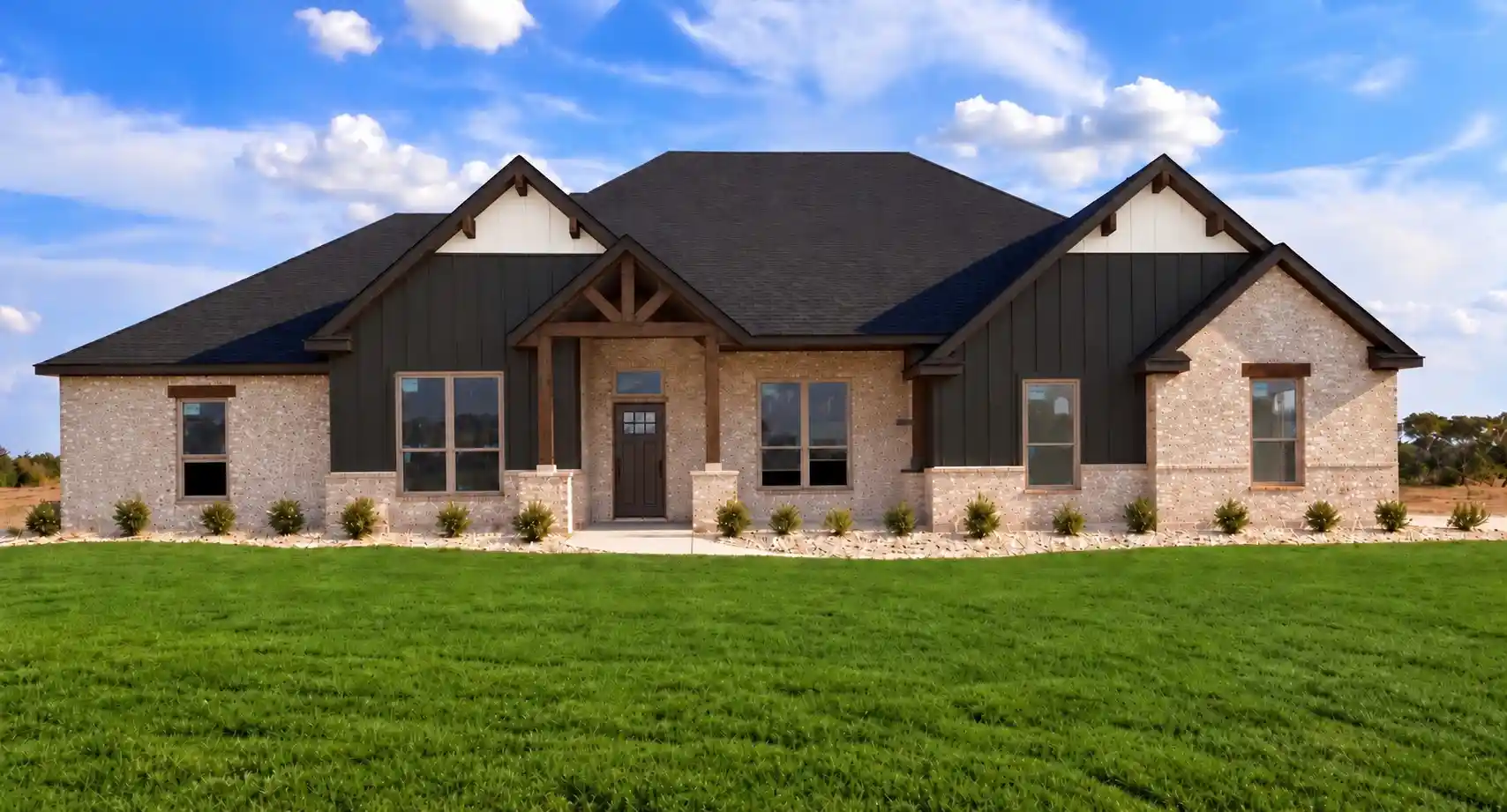 Single family home for sale at 2561 Posey Ln, Waxahachie, TX 75167 | MLS# 21308248