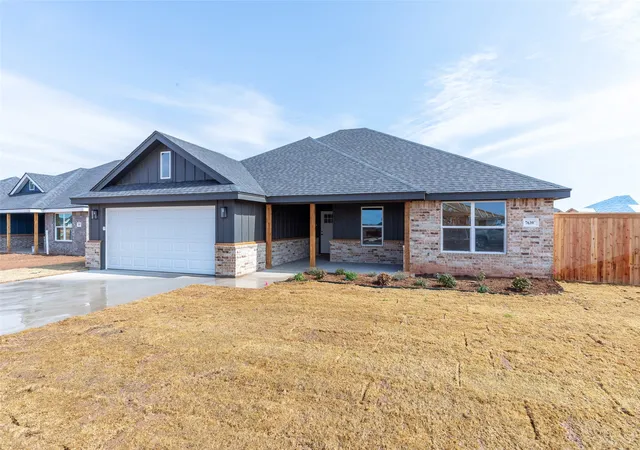 Photo 2 of Single family home for sale at 7614 Hudson Wy, Abilene, TX 79602 | MLS# 21308327 | Listing updated on 2026-08-30
