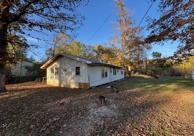 Photo 2 of Single family home for sale at 225 County Road 4090 N, Woodville, TX 75979 | MLS# 21308338 | Listing updated on 2026-07-26