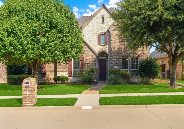 Photo 1 of Single family home for sale at 10082 Drawbridge Dr, Frisco, TX 75035 | MLS# 21308342 | Listing updated on 2026-08-27