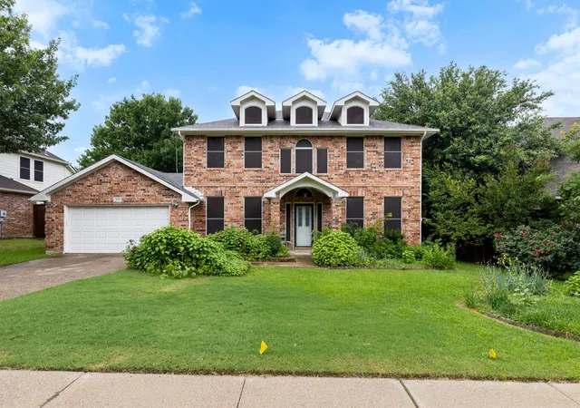 Photo 1 of Single family home for sale at 2413 Harvard Dr, Flower Mound, TX 75022 | MLS# 21308358 | Listing updated on 2026-08-22