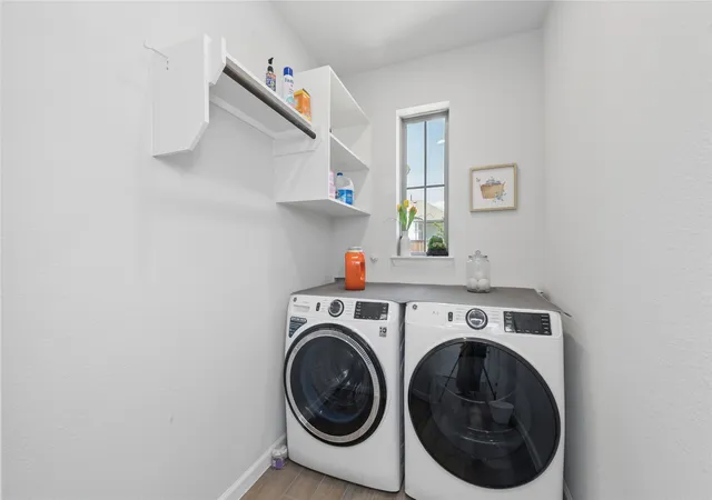Photo 4 of Single family home for sale at 9108 Winding Creek Dr, Little Elm, TX 75068 | MLS# 21308366 | Listing updated on 2026-08-17