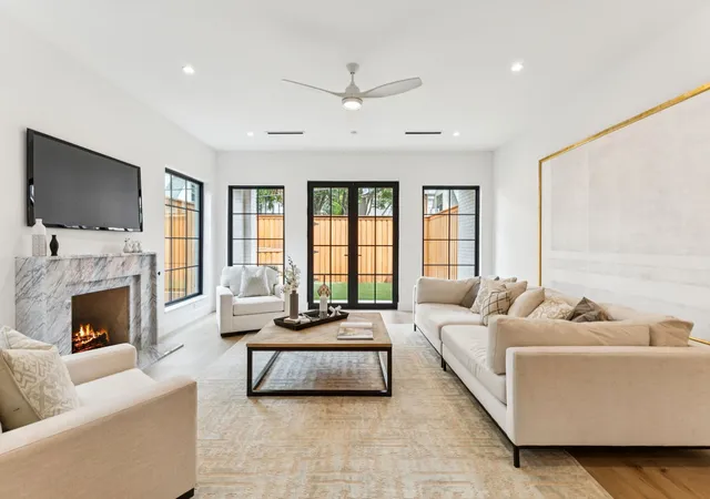 4th image of 4037 Hawthorne Ave, Dallas, TX 75219 | MLS# 21297848