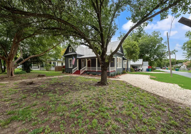 Homes for sale in Waxahachie, TX | 600 Wiliams St, Waxahachie, TX 75165 | MLS# 21306122