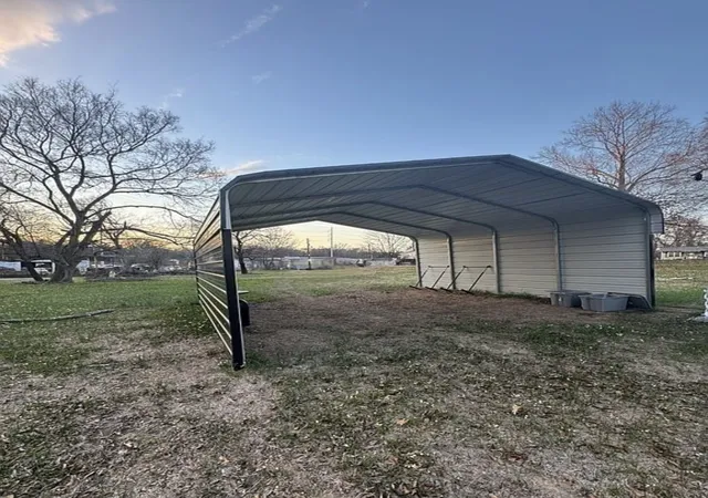 3rd image of 437 E Dalzell St, Shreveport, LA 71104 | MLS# 21308324