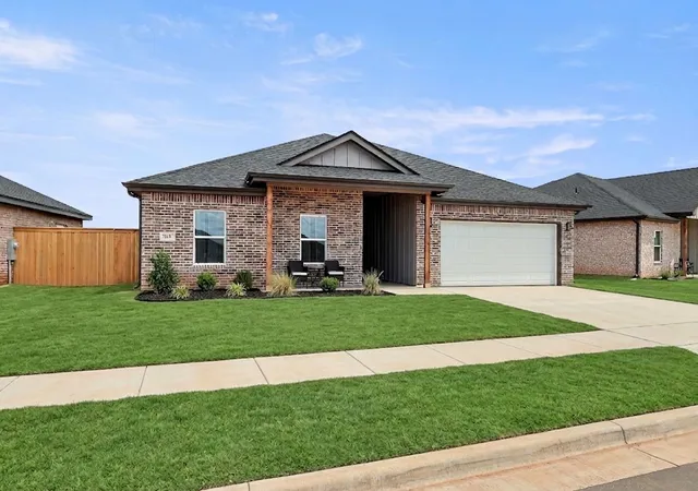 Photo 2 of Single family home for sale at 7610 Hudson Wy, Abilene, TX 79602 | MLS# 21308386 | Listing updated on 2026-08-30