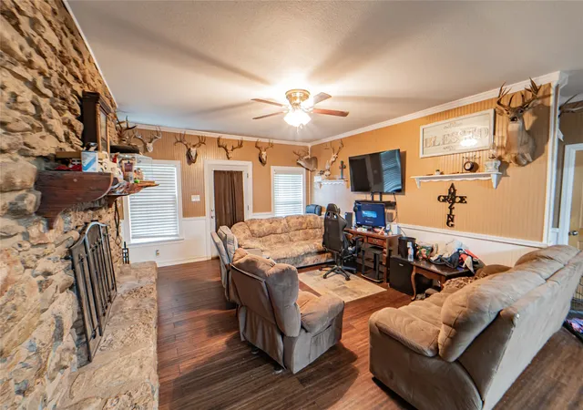 Homes for sale in Breckenridge, TX | 1211 & 1207 W Hullum St, Breckenridge, TX 76424 | MLS# 21307603