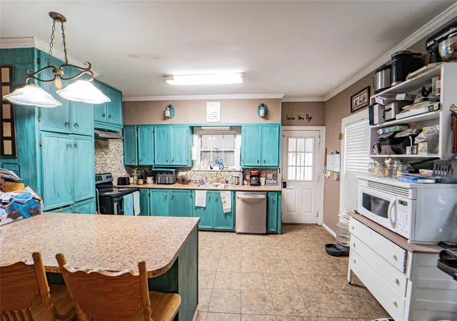 Homes for sale in Breckenridge, TX | 1211 & 1207 W Hullum St, Breckenridge, TX 76424 | MLS# 21307603