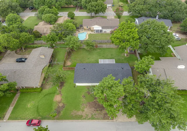 Homes for sale in Midlothian, TX | 1425 Ridgecrest Dr, Midlothian, TX 76065 | MLS# 21307122