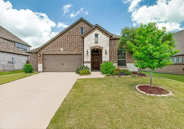 Homes for sale in Van Alstyne, TX | 528 Thompson Dr, Van Alstyne, TX 75495 | MLS# 21306512