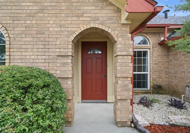 Photo 3 of Single family home for sale at 3039 Sunrise Trl, Weatherford, TX 76088 | MLS# 21307171 | Listing updated on 2026-09-26