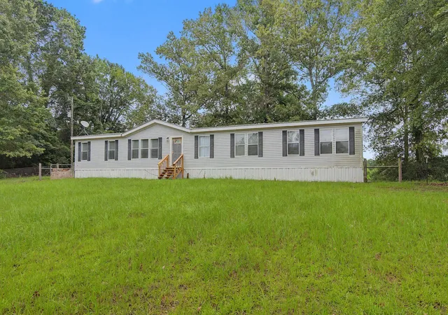 3rd image of 485 Fisherman Wharf Rd, Converse, LA 71419 | MLS# 21308131
