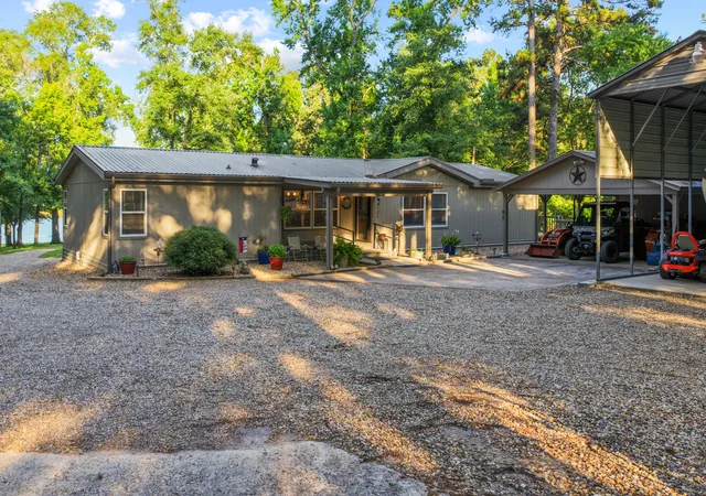 Photo 1 of Manufactured home for sale at 197 Shreveport St, Avinger, TX 75630 | MLS# 21308436 | Listing updated on 2026-09-02
