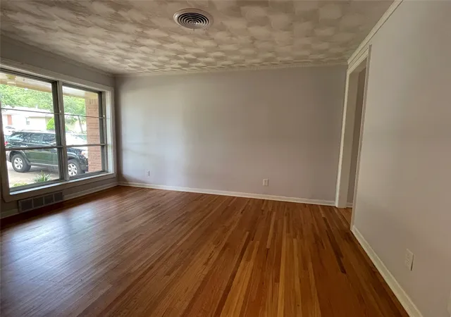 Photo 3 of Sale Pending at 9112 Clearwater Dr, Dallas, TX 75243 | MLS# 21307864 | Listing updated on 2026-08-28