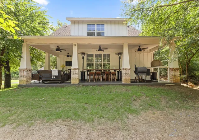 Homes for sale in Copper Canyon, TX | 665 Chinn Chapel Rd, Copper Canyon, TX 75077 | MLS# 21308466