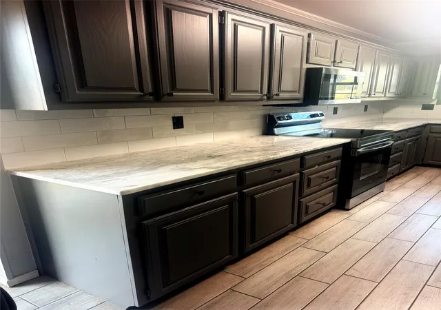 Photo 1 of Single family home for sale at 1804 Greenridge Ct, Sulphur Springs, TX 75482 | MLS# 21308430 | Listing updated on 2026-10-06