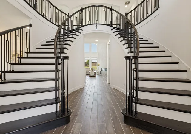 Photo 1 of Single family home for sale at 6008 Noyon Dr, Mc Kinney, TX 75071 | MLS# 21308168 | Listing updated on 2026-08-23