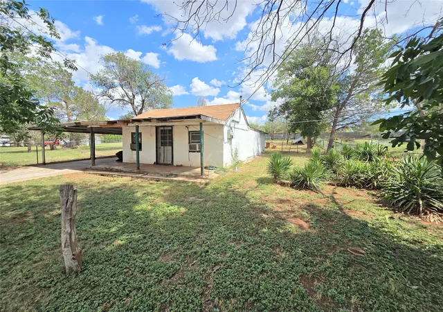 Homes for sale in Sweetwater, TX | 1005 W 3Rd St, Sweetwater, TX 79556 | MLS# 21308532
