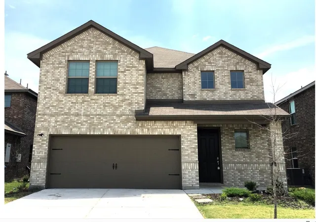 Photo 1 of Sale Pending at 1071 Nroias Dr, Forney, TX 75126 | MLS# 21299764 | Listing updated on 2026-07-27
