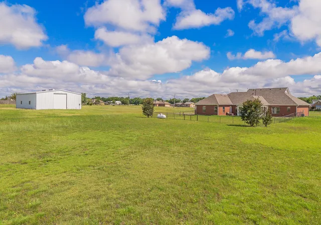 2nd image of 117 Wagon Wheel Cir, Leonard, TX 75452 | MLS# 21308615