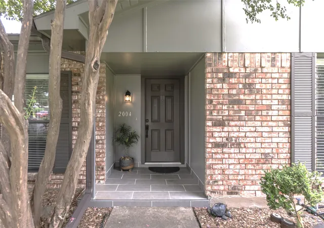Photo 3 of Sale Pending at 2004 White Ash Rd, Carrollton, TX 75007 | MLS# 21307940 | Listing updated on 2026-08-26