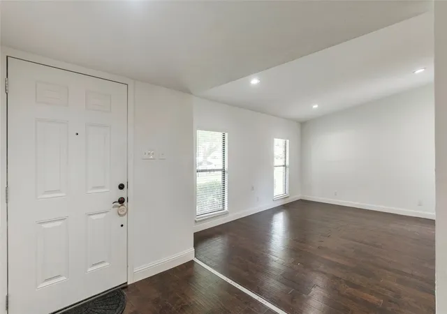 Photo 4 of Sale Pending at 2004 White Ash Rd, Carrollton, TX 75007 | MLS# 21307940 | Listing updated on 2026-08-26