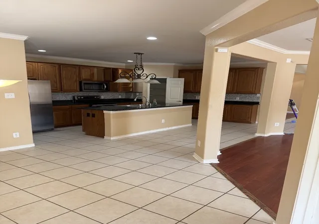 Photo 3 of Single family home for sale at 1140 Wenk Ct, Savannah, TX 76227 | MLS# 21304180 | Listing updated on 2026-07-27
