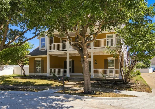 Photo 3 of Single family home for sale at 1140 Wenk Ct, Savannah, TX 76227 | MLS# 21304180 | Listing updated on 2026-10-07
