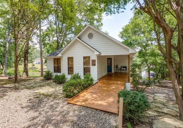 Homes for sale in Scroggins, TX | 909 King Club Blvd, Scroggins, TX 75480 | MLS# 21307220