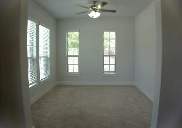 Photo 3 of Condo for sale at 902 Sendera Ln, Rockwall, TX 75087 | MLS# 21308667 | Listing updated on 2026-09-17