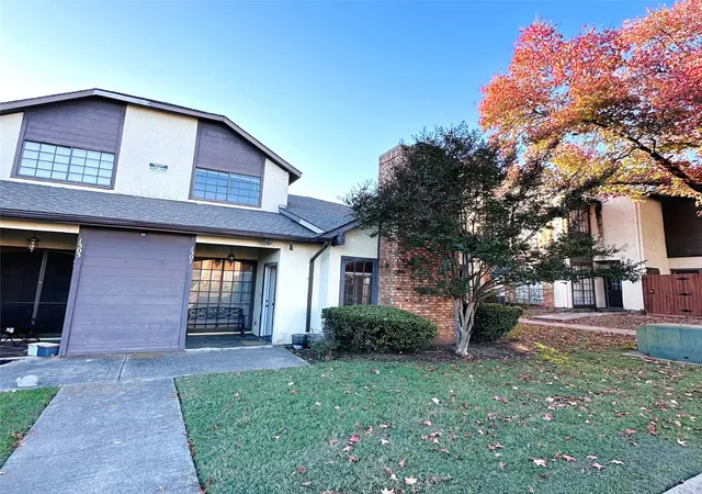 Photo 3 of Condo for sale at 611 Oriole Blvd #1301, Duncanville, TX 75116 | MLS# 21308672 | Listing updated on 2026-08-18