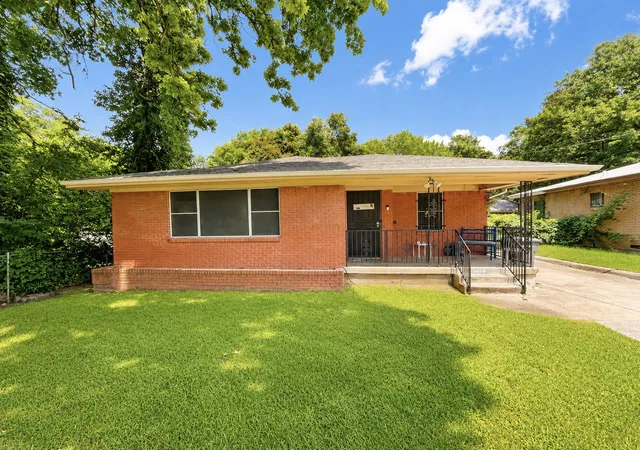 Photo 1 of Single family home for sale at 3023 Carpenter Ave, Dallas, TX 75215 | MLS# 21297319 | Listing updated on 2026-08-19