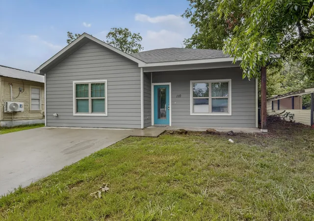 Homes for sale in Sulphur Springs, TX | 110 Ross St, Sulphur Springs, TX 75482 | MLS# 21308709