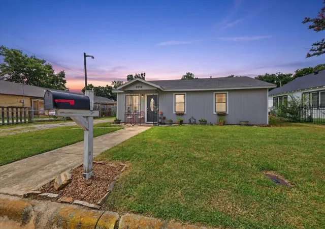 Photo 1 of Single family home for sale at 4956 Dunbar St, Fort Worth, TX 76105 | MLS# 21308415 | Listing updated on 2026-08-22