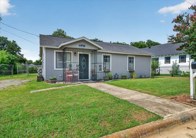 Photo 2 of Single family home for sale at 4956 Dunbar St, Fort Worth, TX 76105 | MLS# 21308415 | Listing updated on 2026-08-22