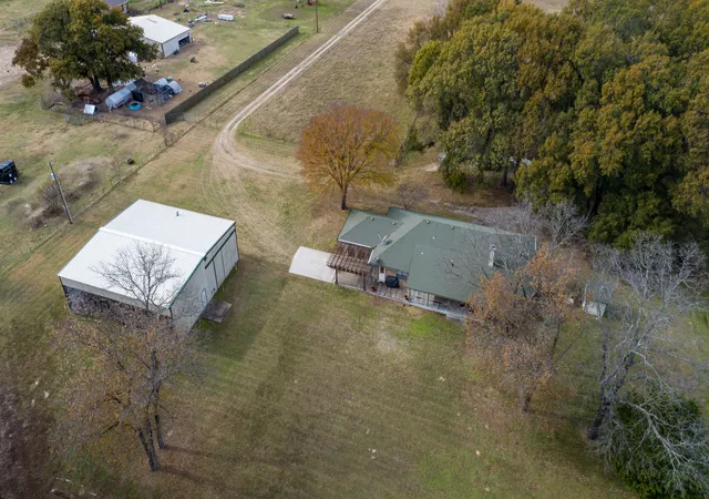 Photo 36 of Single family home for sale at 12525 County Road 4083, Scurry, TX 75158 | MLS# 21308804 | Listing updated on 2026-09-02