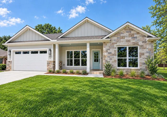 Photo 3 of Single family home for sale at 298 Autumn Wood Trl, Gun Barrel City, TX 75156 | MLS# 21306264 | Listing updated on 2026-09-19