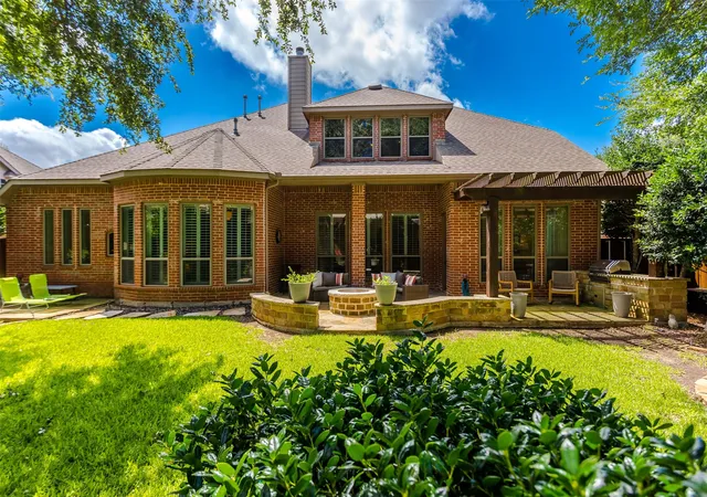 Photo 3 of Sale Pending at 7820 Linksview Dr, Mc Kinney, TX 75072 | MLS# 21304145 | Listing updated on 2026-07-24