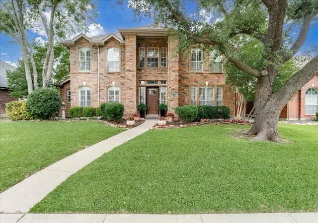 Homes for sale in Frisco, TX | 11406 New Orleans Dr, Frisco, TX 75035 | MLS# 21305880