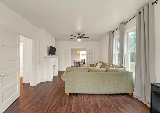 Photo 4 of Single family home for sale at 1609 Reuter Ave, Waco, TX 76708 | MLS# 21308135 | Listing updated on 2026-08-22