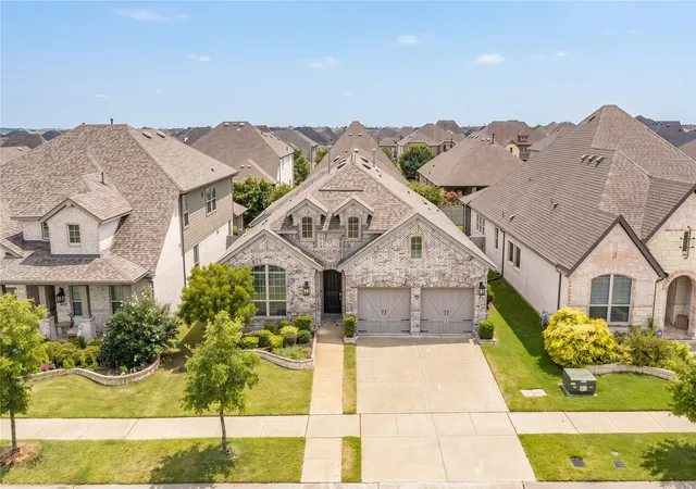 Homes for sale in Argyle, TX | 1221 15Th St, Argyle, TX 76226 | MLS# 21308416